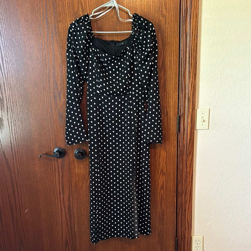 Lulu's Black and White Puff Sleeve Sheath Dress